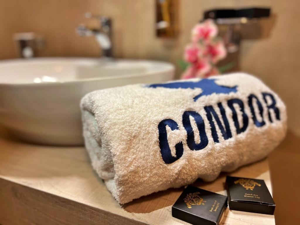 Hotel Condor Тульча Екстер'єр фото