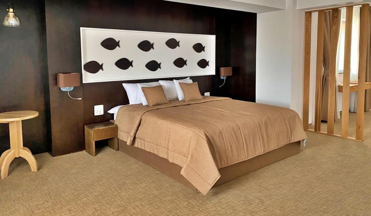 Hotel Condor Тульча Екстер'єр фото